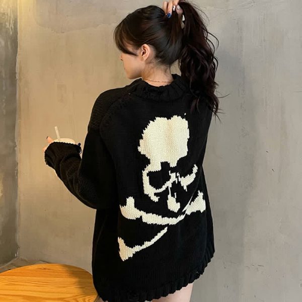 Skull Print Ripped Round Collar Knit Casaul Sweater - Modakawa Modakawa